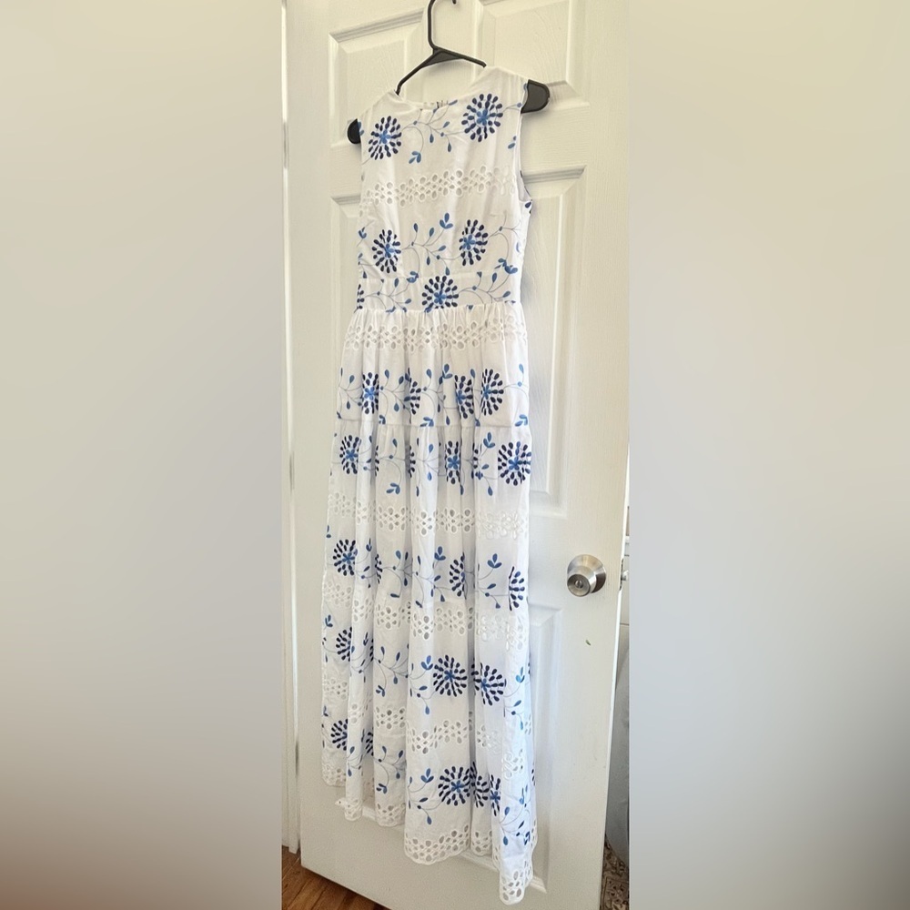 Meg White Blue Floral Eyelet Maxi Dress Extra Small - Picture 9 of 9